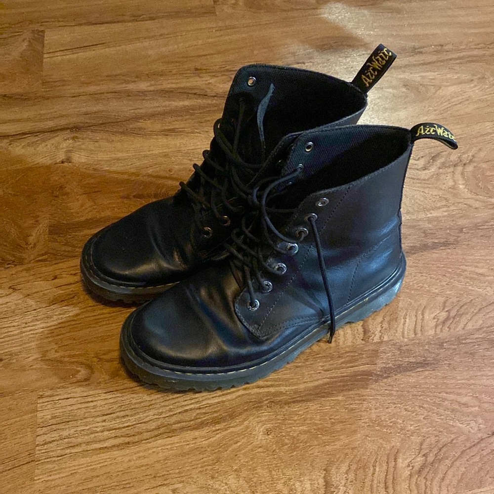Doc martins size 10